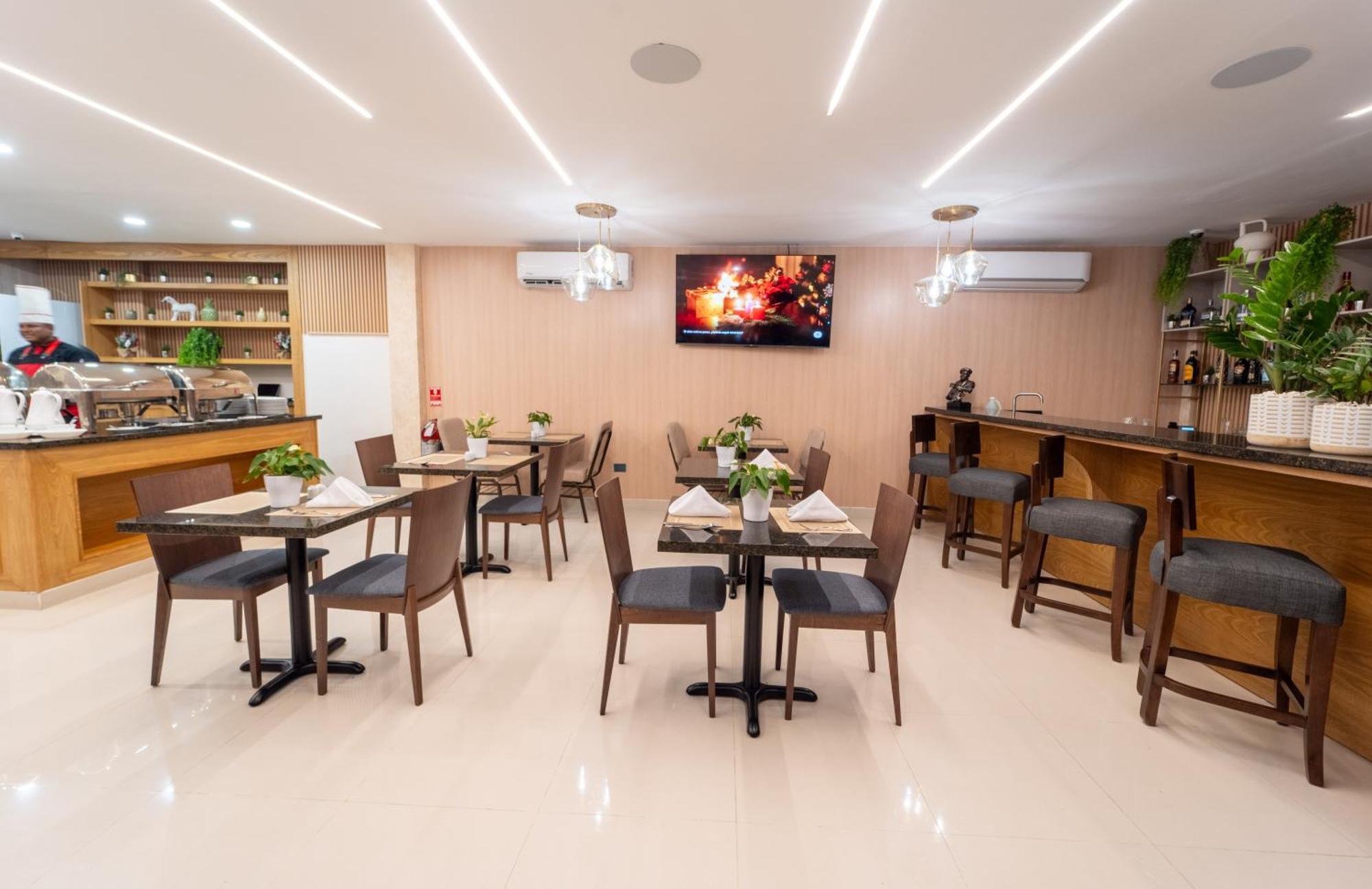 Melina Hotel Higuey ภายนอก รูปภาพ